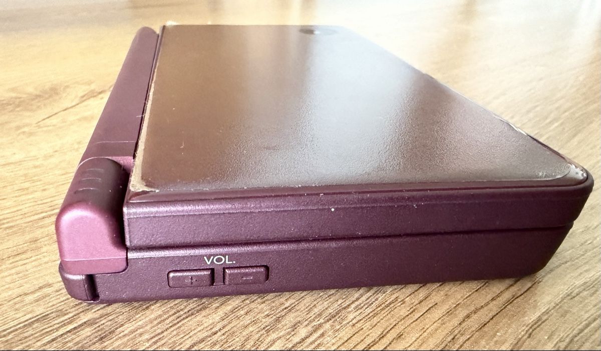 Nintendo Konsolen: Nintendo DSi XL Weinrot – Defekt aus Glattpark(Opfikon) von Beubeu44 6