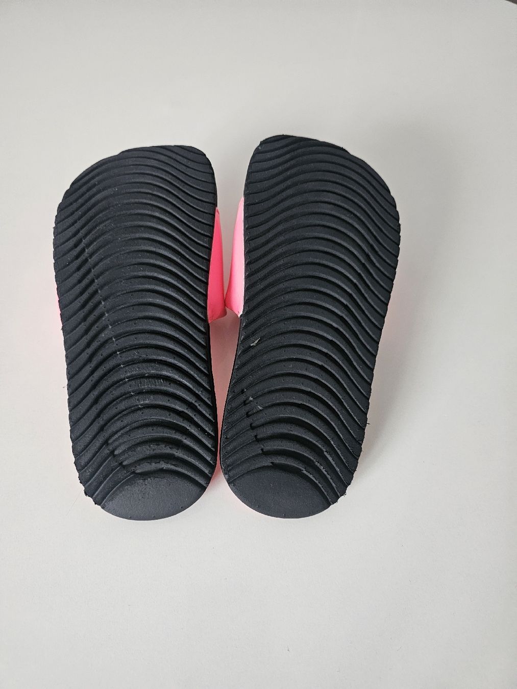 Scarpe per ragazze: Nike Pantolette – Usato da Suhr venduto da MrvicaAG 1