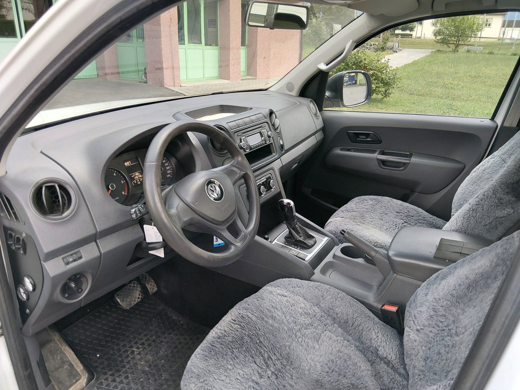 VW Nutzfahrzeuge: VW Amarok 4M mit ALU - Kippbrücke – Gebraucht aus Marbach SG von ScannerOne 5