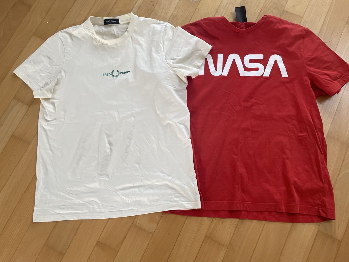 Fred Perry T-shirt: Fred Perry & NASA Gr.M – Usato da Münsingen venduto da nerv11
