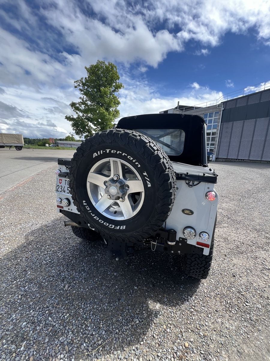 Land Rover Automobili: LAND ROVER DEFENDER 90 TD5 – Usato da Weinfelden venduto da landy60 2