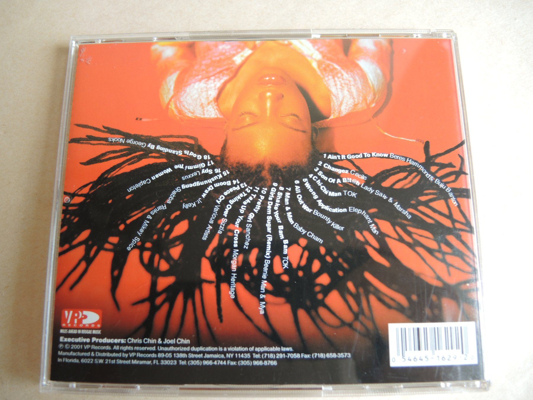 CDs: Reggae Gold 2001 - Various Artists - Doppel-CD – D'occasion à Rorschach par Pop-upBrocki 5