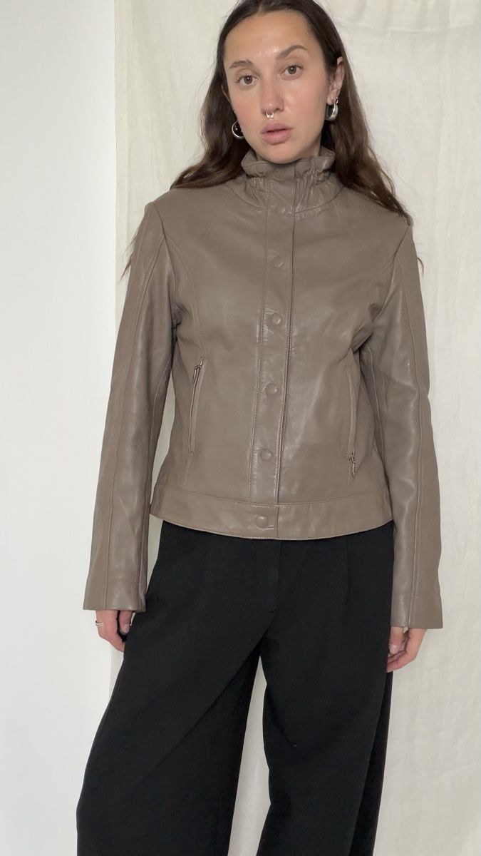 Jacken: Vintage Brown leather jacket  – Gebraucht aus Knonau von Grapesvintage 3