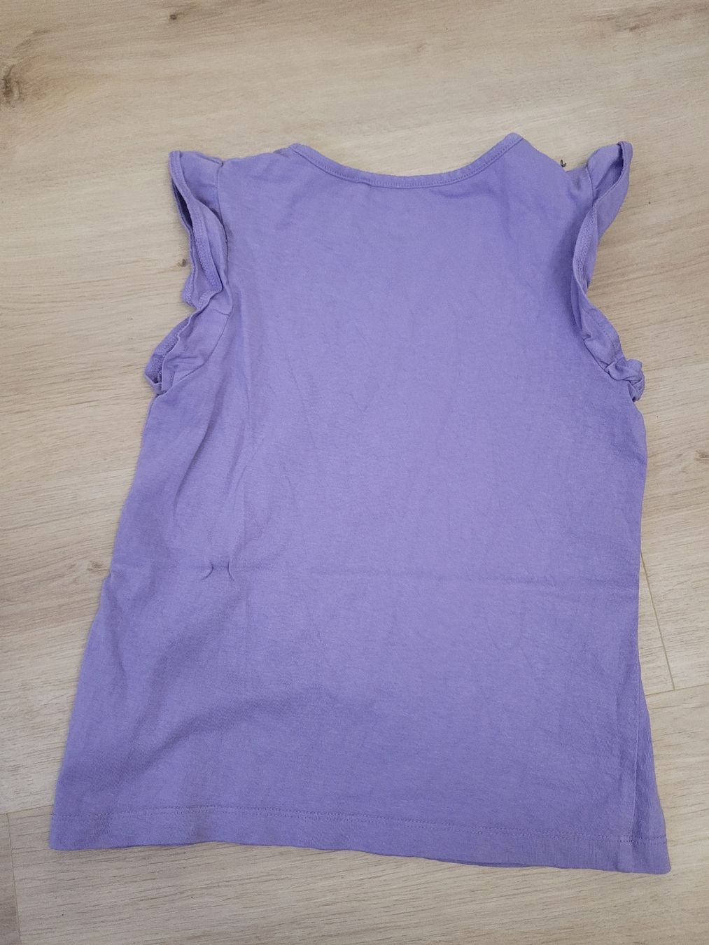 Blusen, T-Shirts & Tops: t-shirt Gr. 122 – Gebraucht aus Lupsingen von sta_wgg5 3