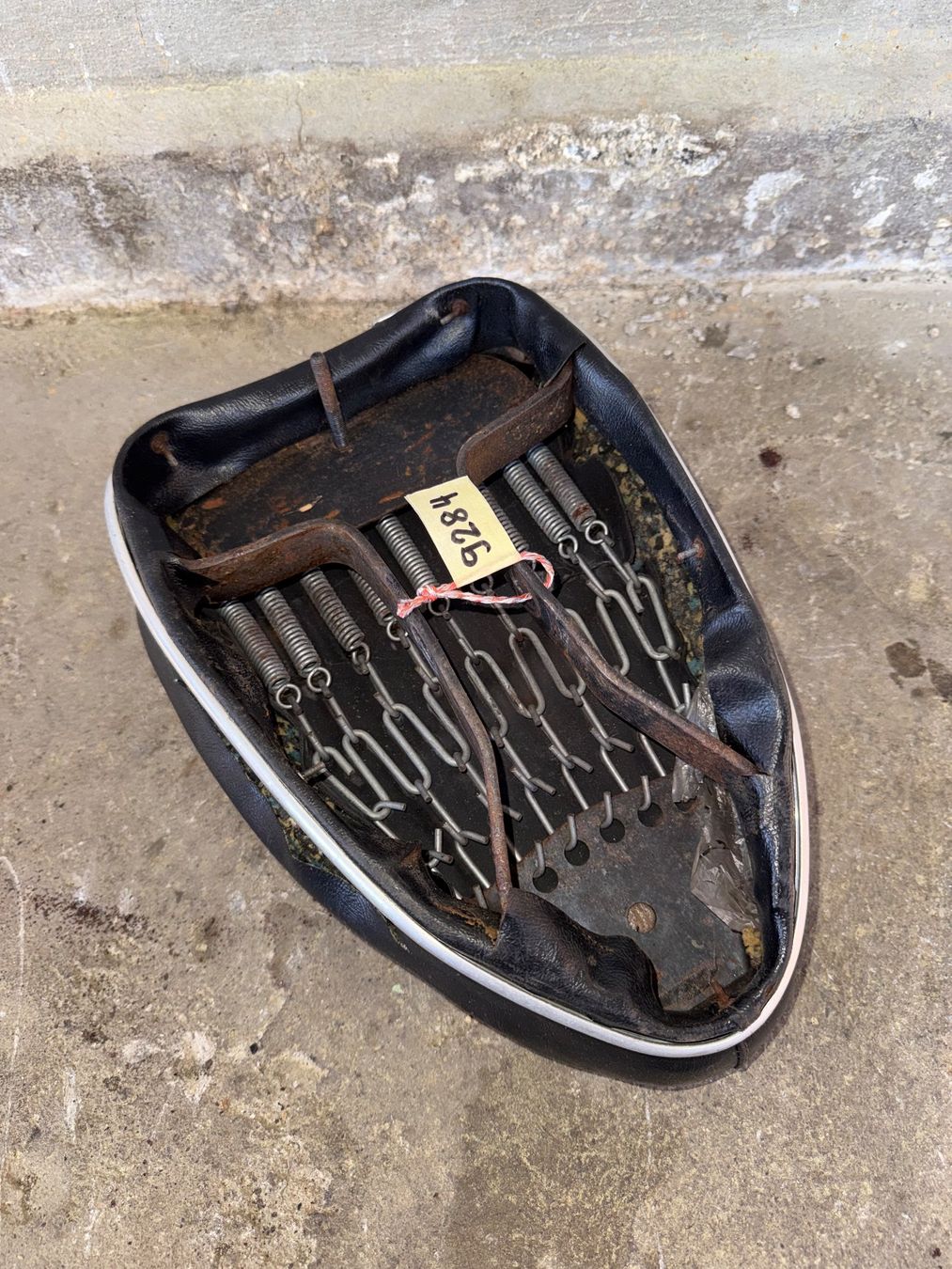 Puch Pièces pour mobylette: Mofa Sattel – D'occasion à Fahrni b. Thun par berger_tuning34 1