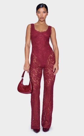 Jumpsuit Spitzenbody Burgunder Grösse S neu mit Etikett