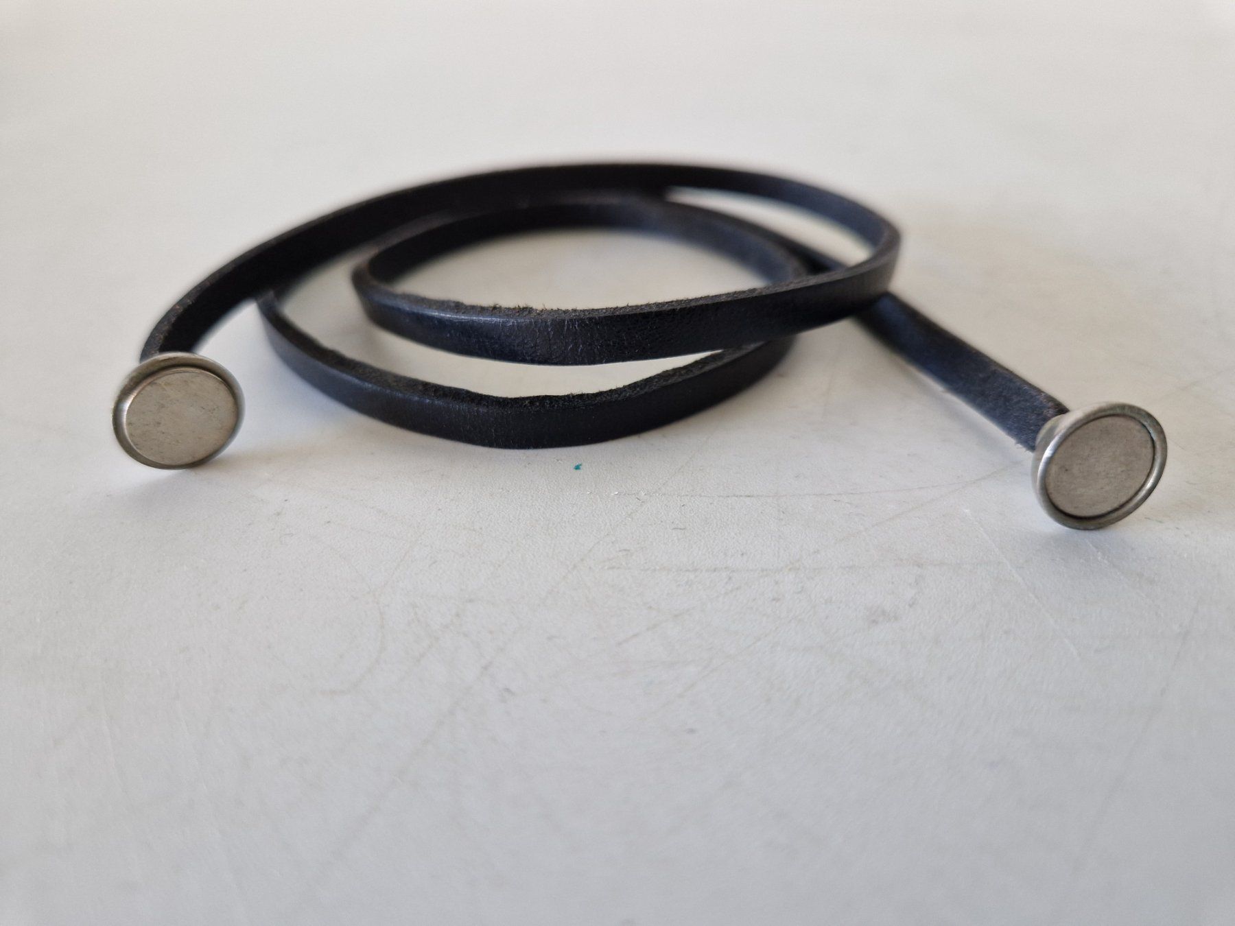 Armbänder & -reifen: 2 Armbänder mit Magnetverschluss – Gebraucht aus Muhen von Restwert_Muhen 6