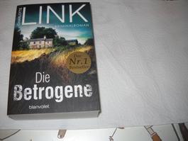 Kriminalroman „Die Betrogene“ von Charlotte Link.