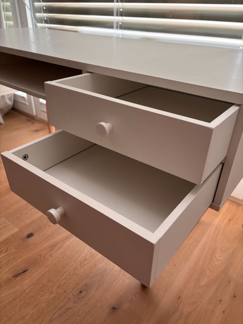 Maisons du monde Schreibtische: Schreibtisch – Gebraucht aus Schaffhausen von tmaly 1