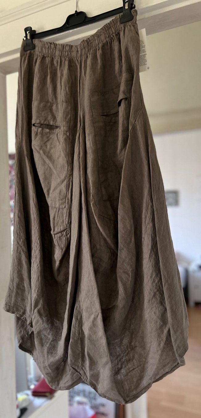 Pantaloni: SAROUEL PANTS EN LIN! M – Nuovo e nell'imballaggio originale da Locarno venduto da NicoNion 1
