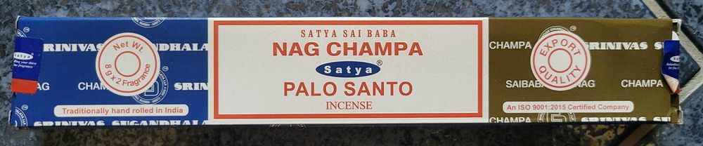 Satya Nag Champa Palo Santo Räucherstäbchen – 3 Packungen à 15 G, Mit Souvenir-Plakette