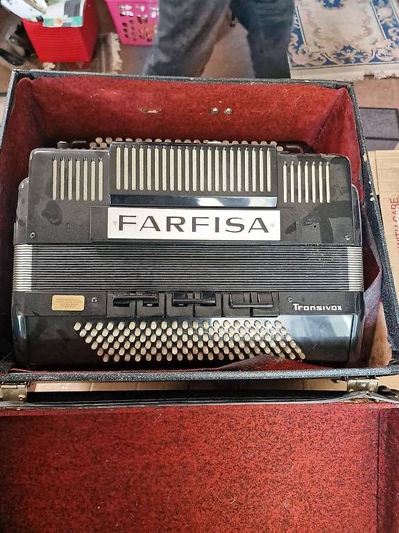 Musikinstrumente: Akkordeon FARFISA Mod. TX 12 M – Gebraucht aus Basel von FETAG_Brocki 4