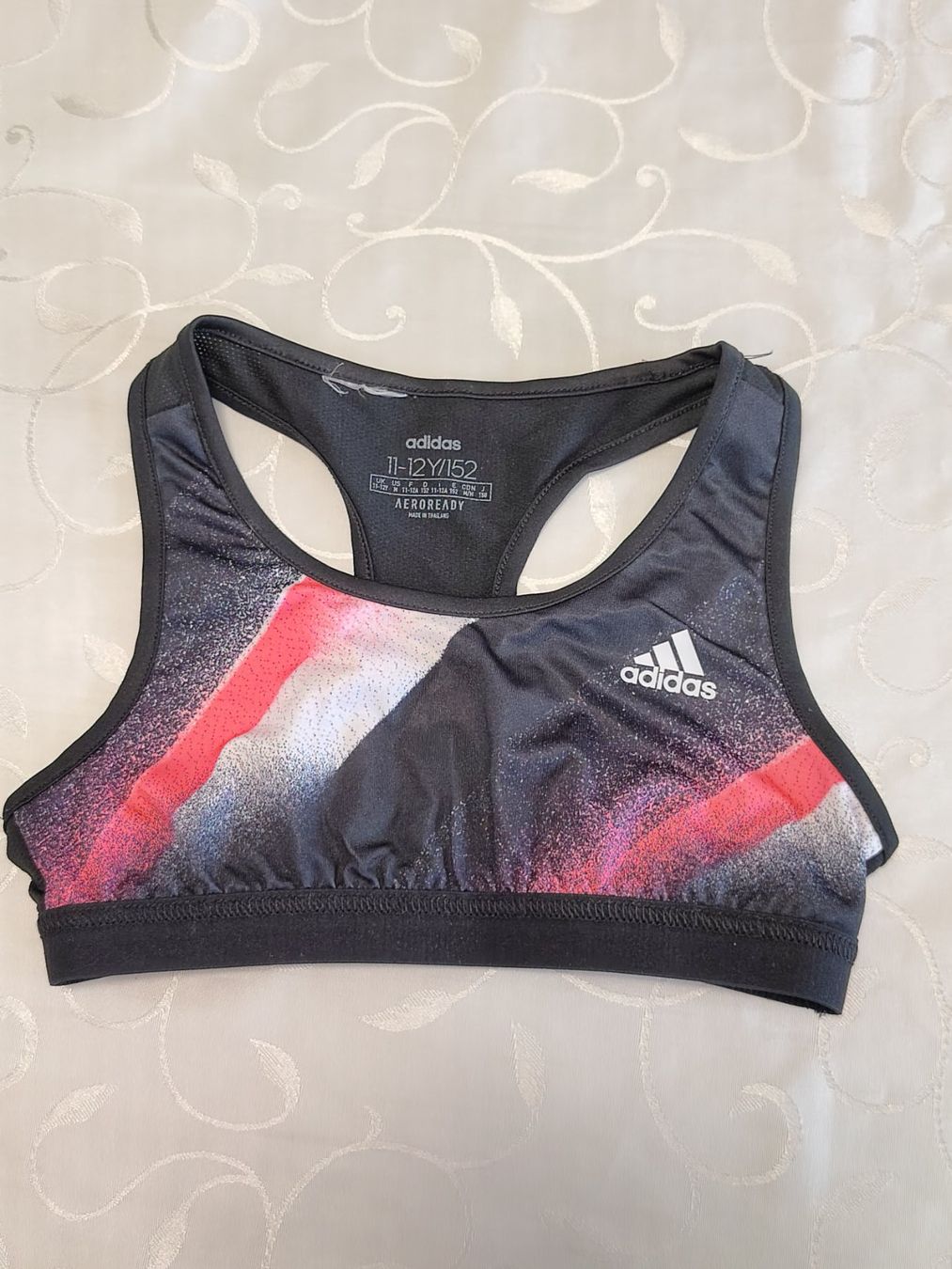 Adidas Camicette, T-shirt & Top: Adidas Sport-Top Gr. 152 – Usato da Brüttisellen venduto da kikaninchen79