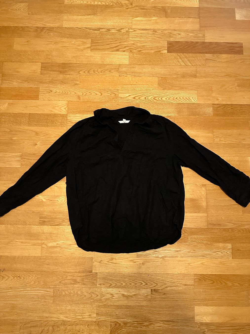 H&M Camicette: Maternity shirt Blouse - H&M – Nuovo (secondo la descrizione) da Richterswil venduto da Misterwine