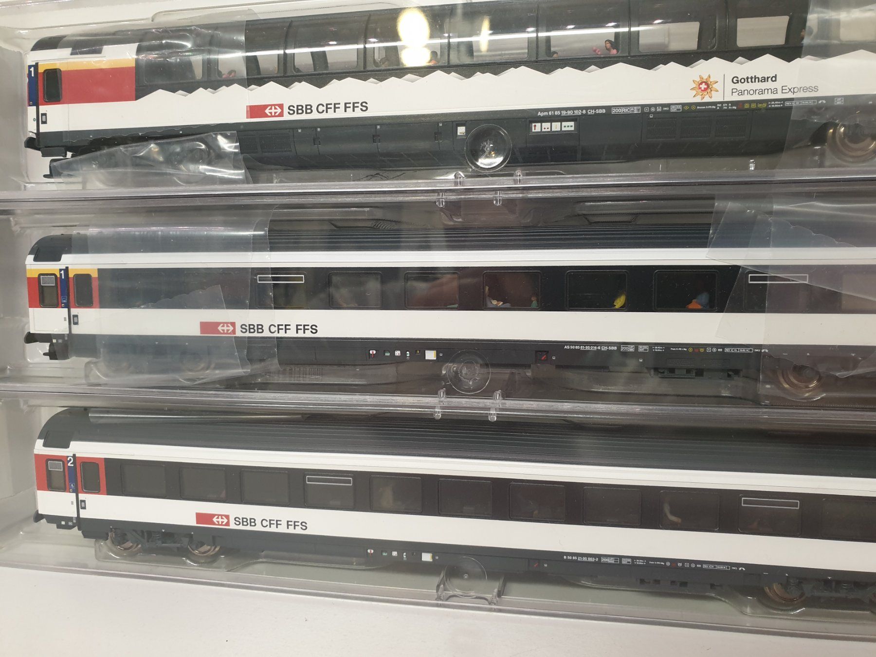 Roco Modellini di ferrovie: Roco SBB EW Set Preiser LED und Almrose Kupplung – Nuovo e nell'imballaggio originale da Neuenhof venduto da ludovicco 4