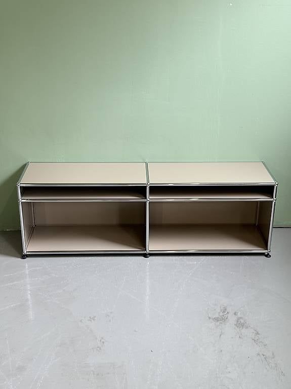 Mobili TV: USM Haller Lowboard beige – Usato da Glattbrugg venduto da q-aderdesign 1