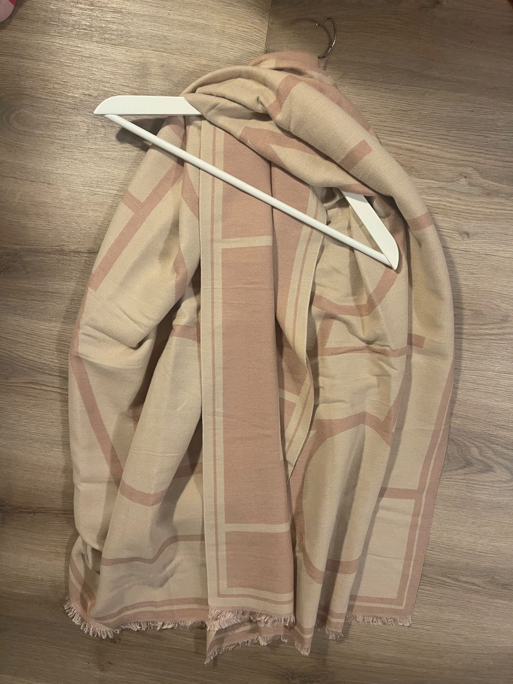 Hallhuber Foulard & Sciarpe: Schal Hallhuber – Nuovo (secondo la descrizione) da Winterthur venduto da Milan340 1