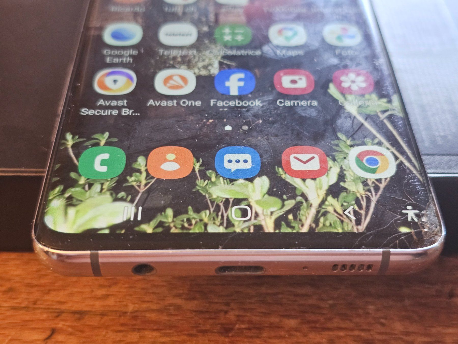 Samsung Telefoni cellulari / Smartphones: Samsung Galaxy S10 5G – Usato da Monte Carasso venduto da giave 3