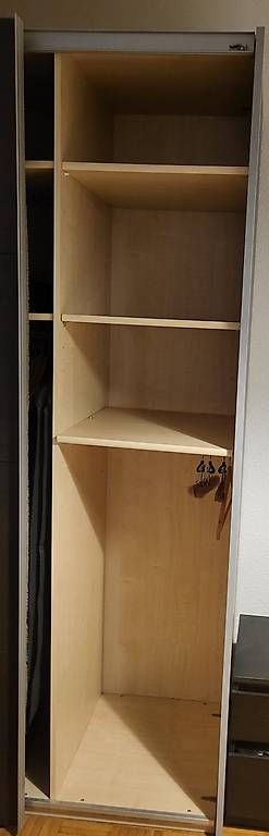 Armadi: Kleiderschrank mit Spiegel – Usato da Adliswil venduto da Swiss_Coolio 1