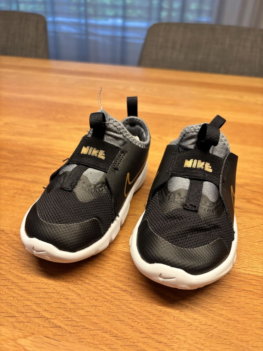 Nike Scarpe per ragazzi: Nike Turnschuhe  – Usato da Muhen venduto da Claudi1985