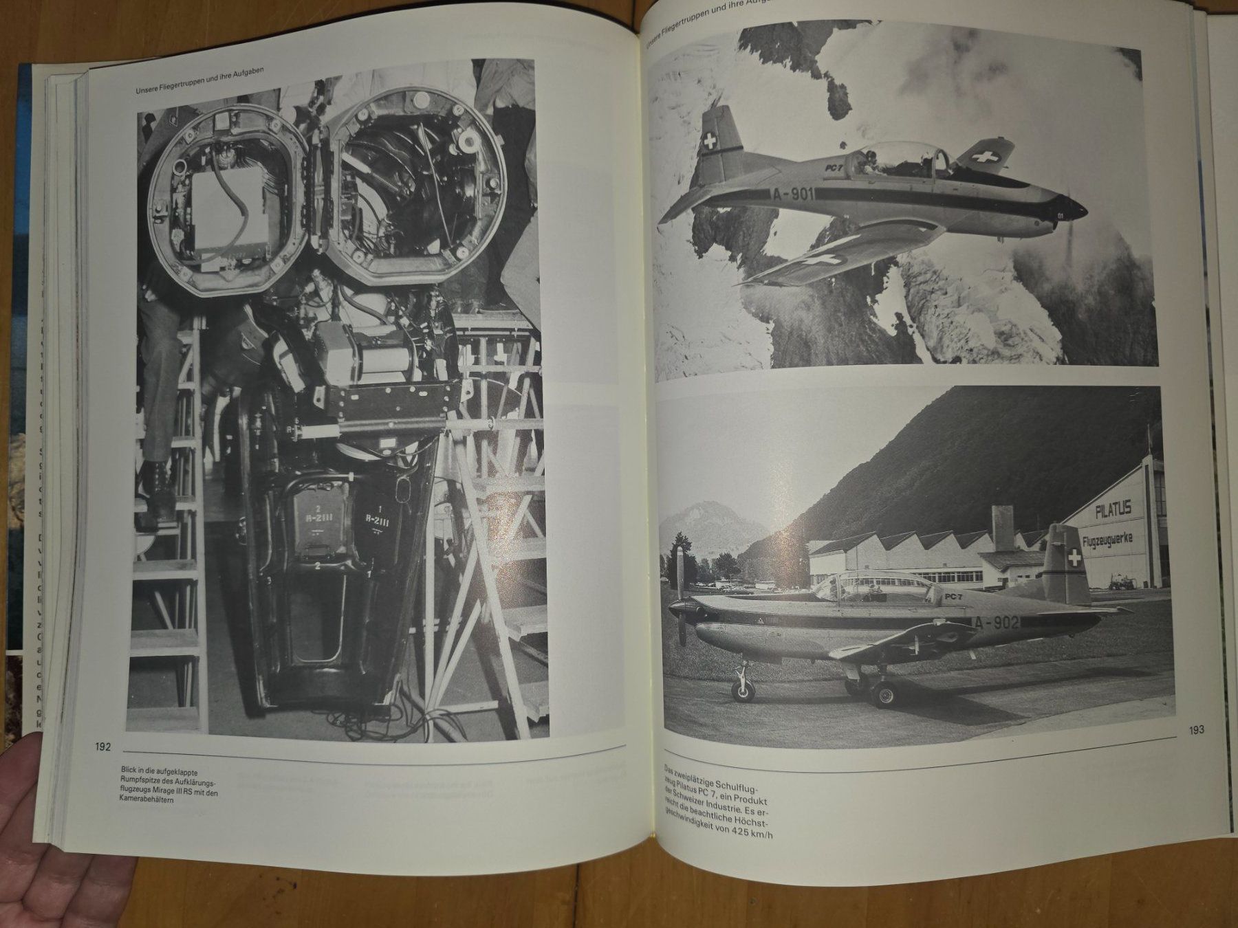Libri: Buch Die Schweizer Armee heute – Usato da Obermumpf venduto da oiskypoisky 9