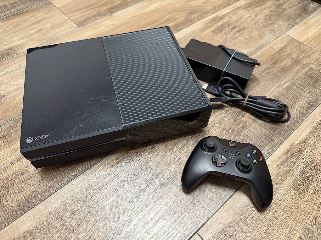 Konsolen: XBOX ONE Konsole – Gebraucht aus Balterswil von Miami6