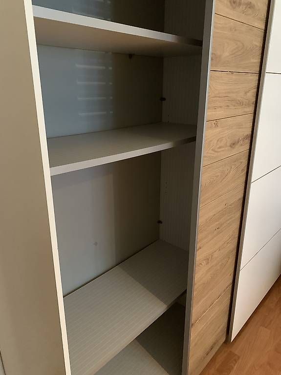 Schränke: Kleiderschrank – Gebraucht aus Aarau Rohr von manon_b74 1