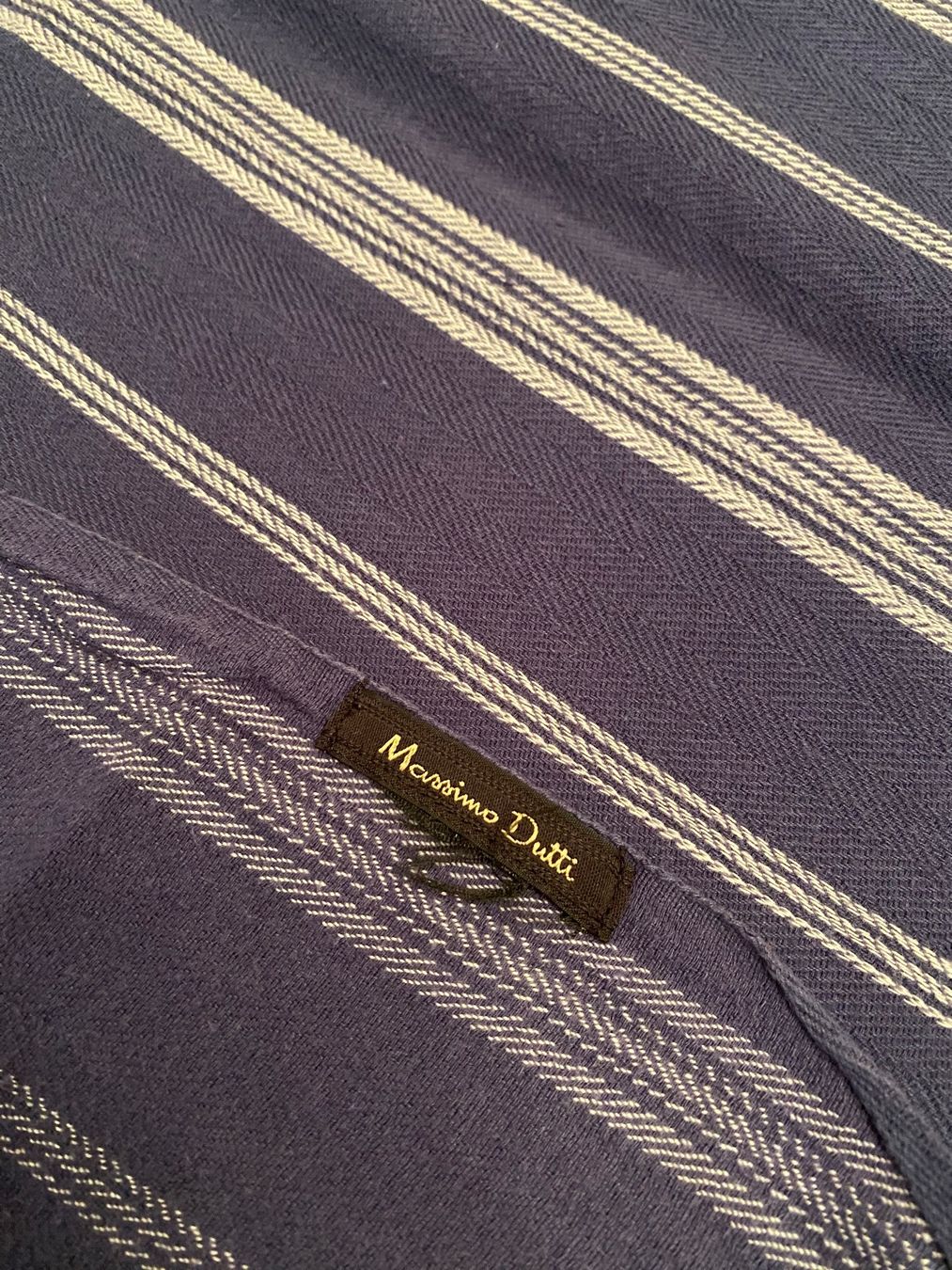 Massimo Dutti Foulard & Sciarpe: Schal Massimo Dutti – Usato da Uetikon am See venduto da Fraufox1 3