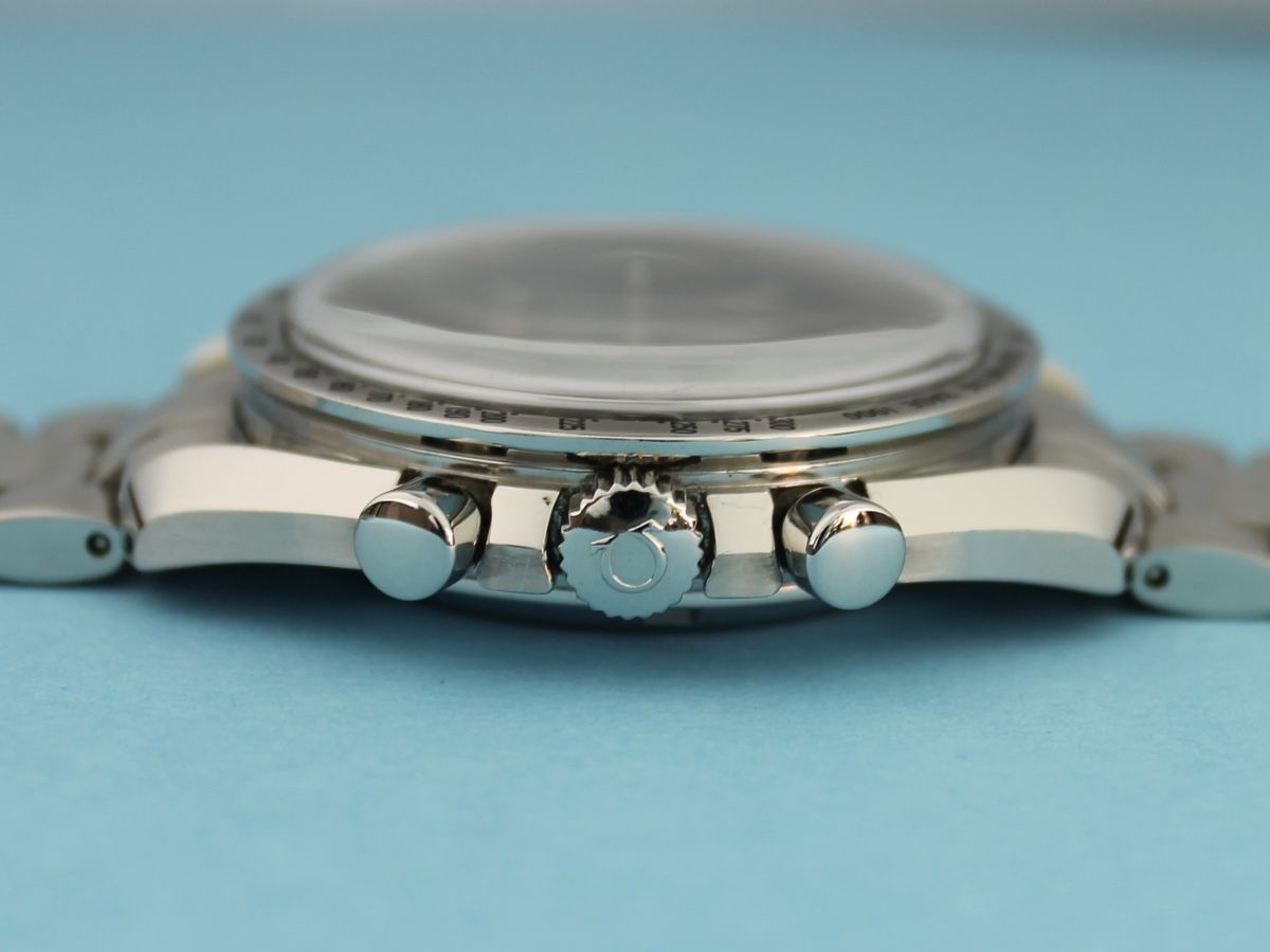 Omega Orologi: Omega Speedmaster Broad Arrow Ref. 3594.50 – Usato da Zürich venduto da tobleratelier 5