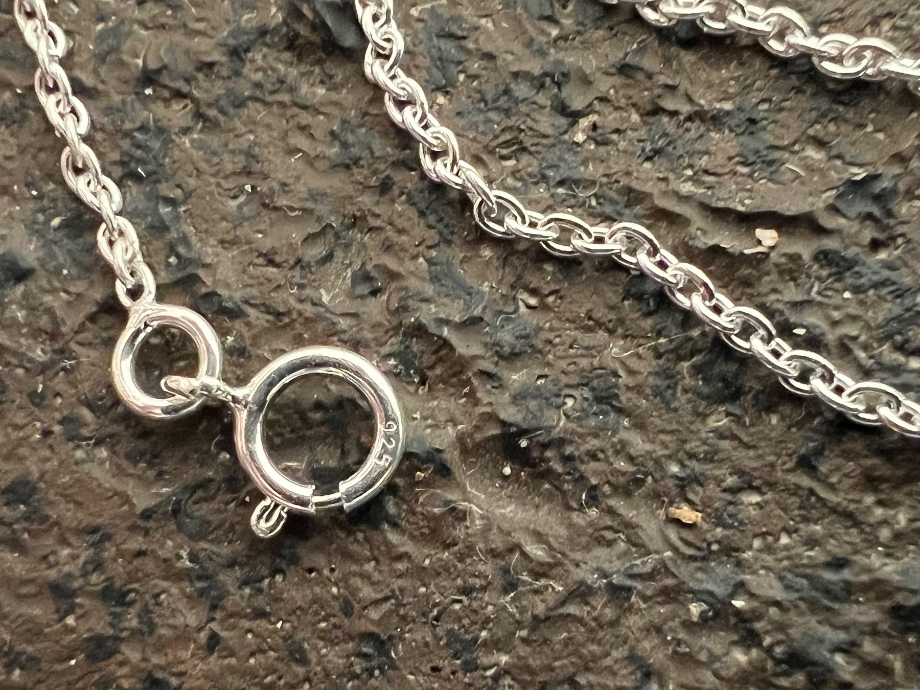 Catenine: Silber Kette 45cm - Durchmesser 2,8mm  - 2,2g leicht u. hell – Nuovo (secondo la descrizione) da Bern venduto da Jiffy 2