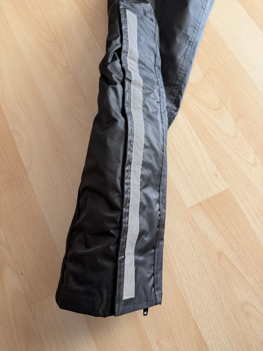 Held Lotti di vestiti: HELD Motorrad Regenhose Gr XL – Usato da Aarwangen venduto da Cyango 5