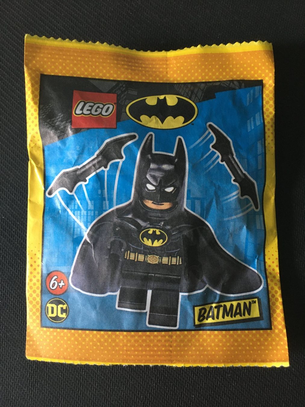 Lego Kit di costruzioni: Lego Batman Minifigur - 212330 - Batman – Nuovo e nell'imballaggio originale da St.Gallen venduto da Punktchen01