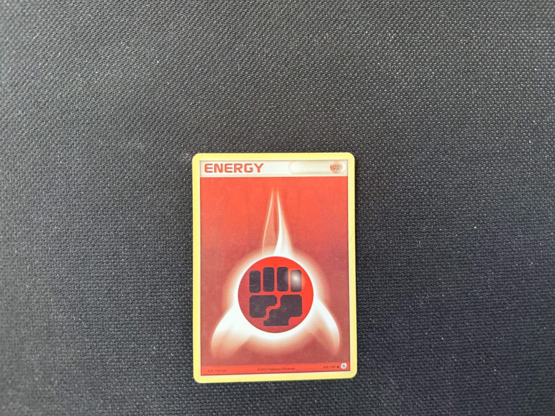 Pokémon Cartes à collectionner: Energy 105/109 – D'occasion à Zürich par mountainwizard00