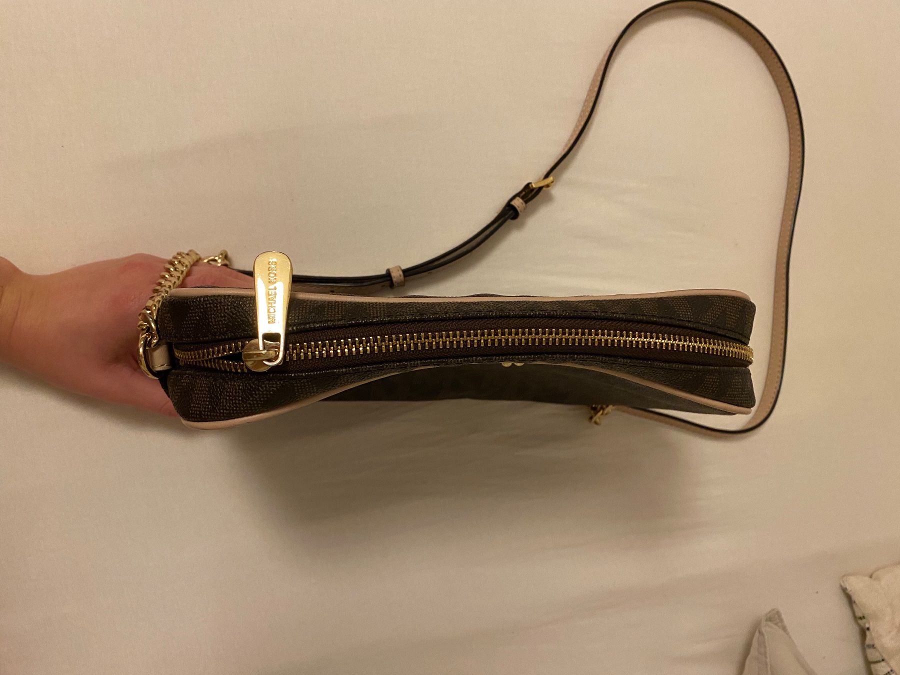 Michael Kors Borse da donna: Michael Kors Umhängetasche – Usato da Regensdorf venduto da liv_rts6 3