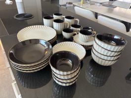 Geschirr Set Kombiservice 20tlg Beige Schwarz Keramik Vintag