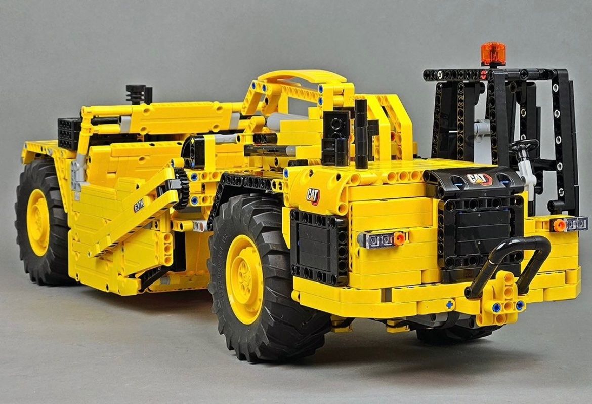 Lego Kit di costruzioni: Lego technik CAT Scraper – Usato da Airolo venduto da Bagaion99 1