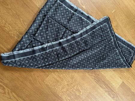 Sehr schönes Original Hugo Boss Foulard