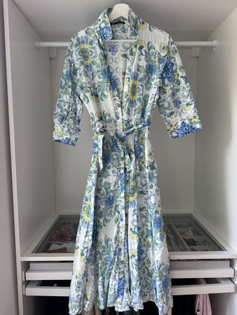 Zara Kleid Blumenmuster Midi Grösse M Sommer 