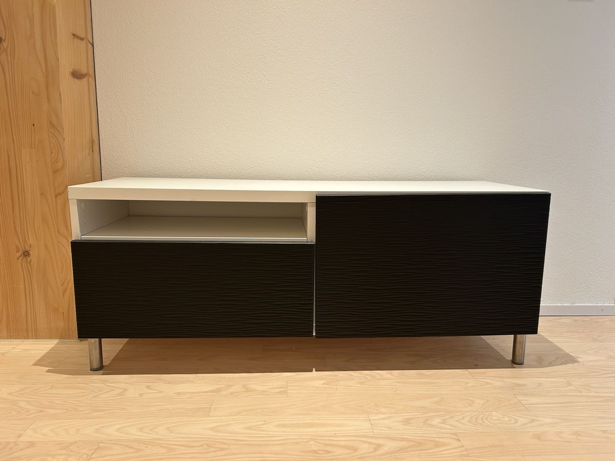 Ikea TV Möbel: Fernsehmöbel IKEA – Gebraucht aus Winterthur von Lala9934