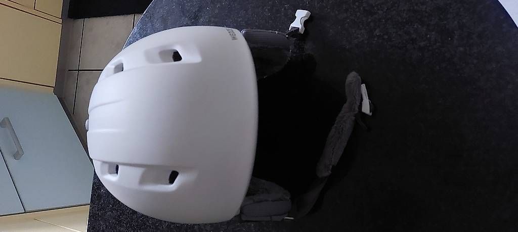 Helme: Skihelm Damen – Gebraucht aus Chur von mal_6m7r 2