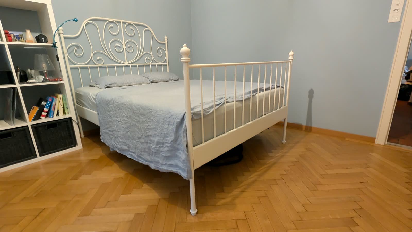 Ikea Letti: 140x200 weisses Ikea Bett – Usato da Zürich venduto da ReaEggli 1