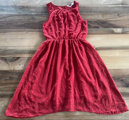 Elegantes Kleid H&M Sternenmuster Grösse 152 ärmellos rot