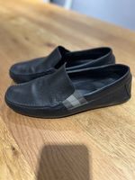 Mocassins Gucci très élégants en cuir noir, T. 41.5