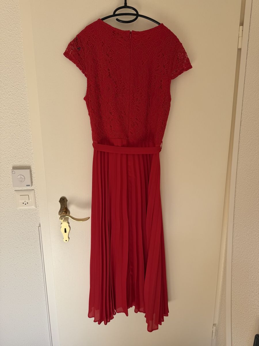 Kleider: Kleid Grösse 42 – Neu (gemäss Beschreibung) aus Schübelbach von Sambodscha 2