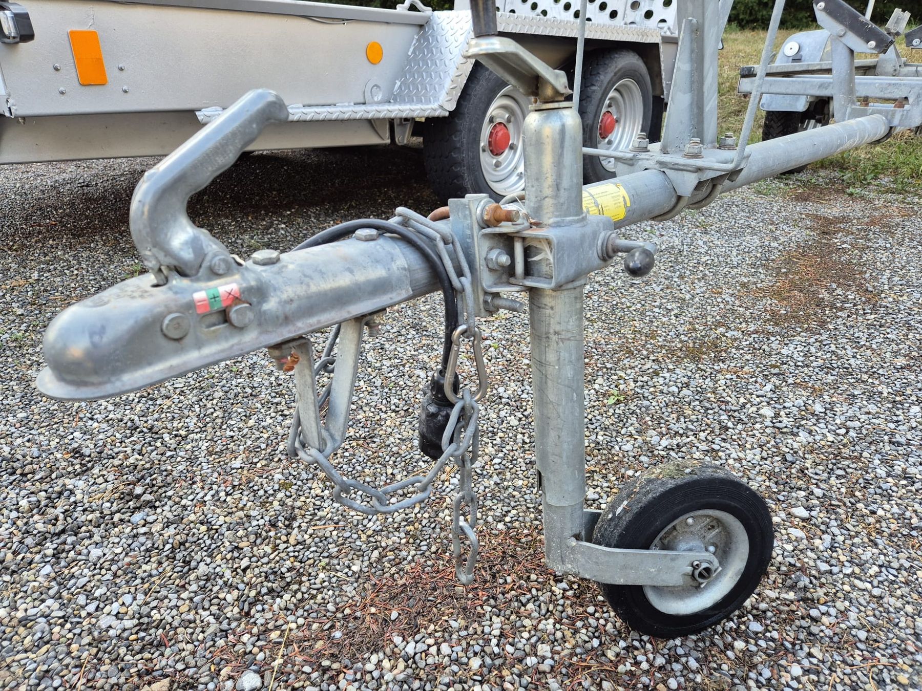 Rimorchi: Bootstrailer / Bootsanhänger gebraucht – Difettoso da Oberhofen Thun'see venduto da RainbowPerfect 3