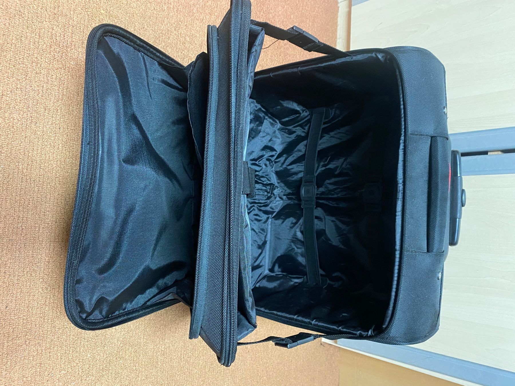 Valigie: Kover Rollkoffer Schwarz Handgepäck – Nuovo (secondo la descrizione) da Baden venduto da Bbdesign 2