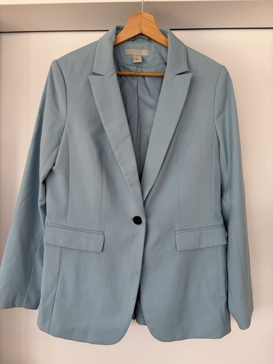 H&M Jacken: Damen Blazer hellblau Grösse 40 – Gebraucht aus Zürich von Ambrette9