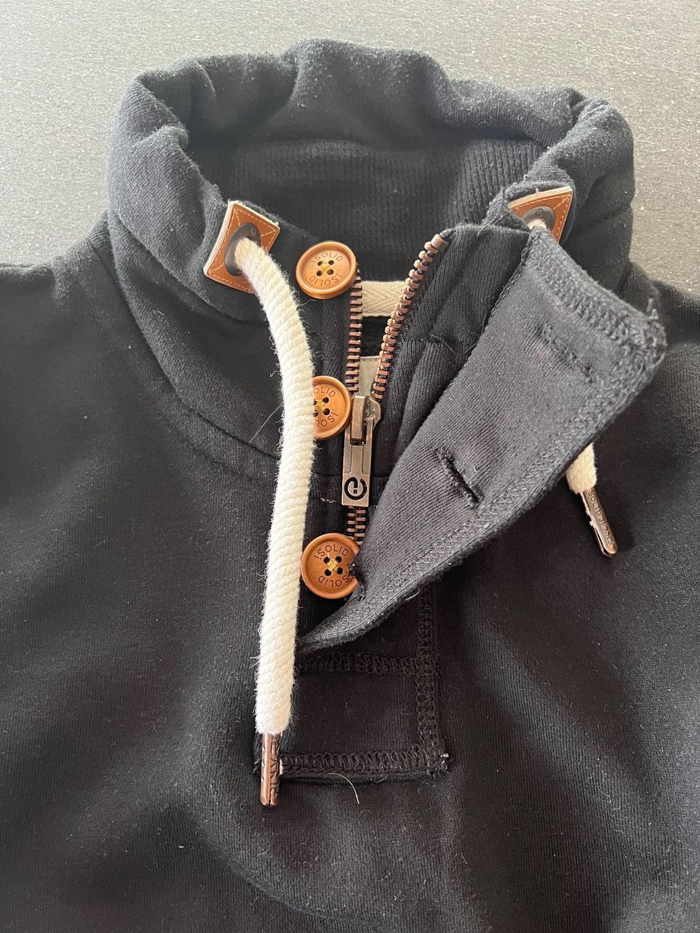 Maglioni & Felpe: Pullover – Usato da Kloten venduto da now20160