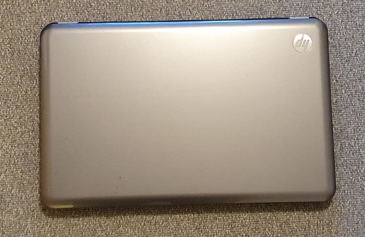 Hewlett Packard Notebooks: HP Pavilion G7, Linux Mint, mit Netzteil, Akku defekt – Gebraucht aus Winterthur von E-Frosch 1
