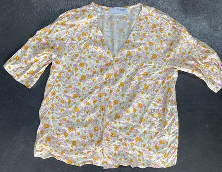 Selected Femme Bluse, Gr. 38, Sommerblumen - Neuwertig!